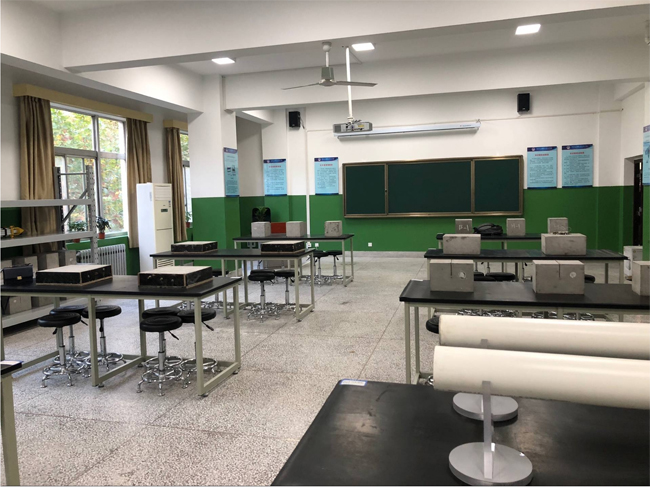 图片30.jpg 图片30.jpg