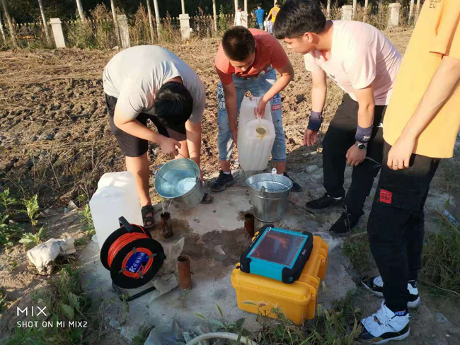 图片35.jpg 图片35.jpg