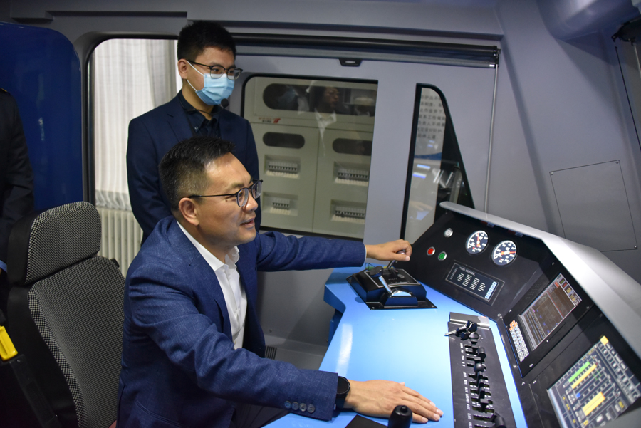 图片3.jpg 图片3.jpg