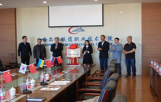 image004.jpg image004.jpg