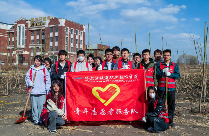 图片3.jpg 图片3.jpg