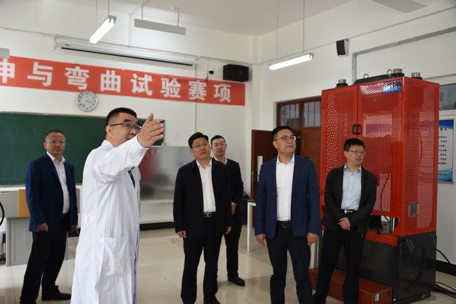 图片4.jpg 图片4.jpg