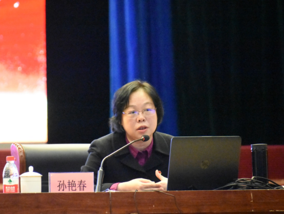 新闻稿--哈铁院举行庆祝建党100周年  党史学习教育专题讲座20210402174.png